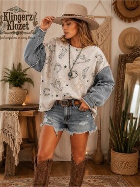 Coastal cowgirl Western Graphic top with Denim Sleeves new tags by easel